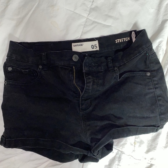 Black Jean shorts - Picture 1 of 2